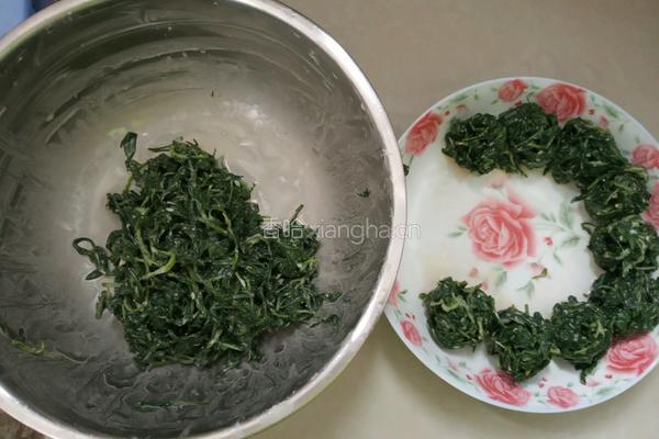 客家蒸艾草丸子的做法图解5