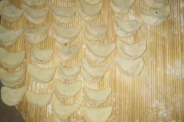韭菜鸡蛋粉丝虾皮饺子的做法图解19