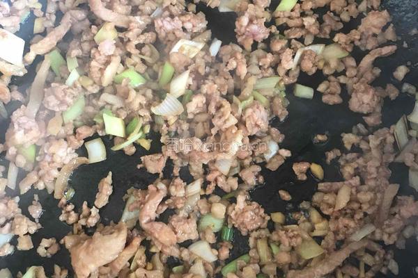 豆角炒肉的做法图解5