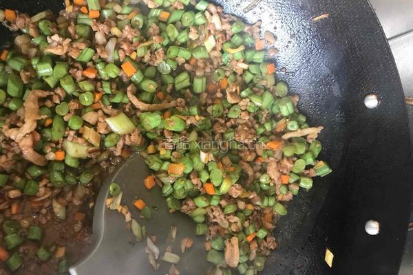 豆角炒肉的做法图解6