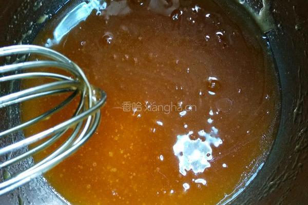 蛋黄豆沙月饼的做法图解1
