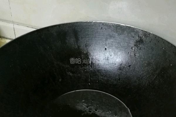 拔丝芋头的做法图解2