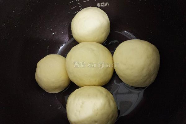 电饭煲馒头的做法图解1
