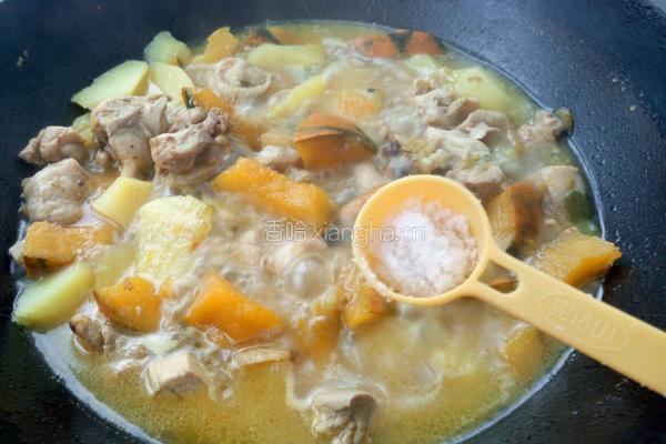 南瓜土豆炖鸡腿的做法图解9
