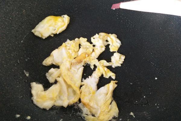 香菇蛋炒饭的做法图解4