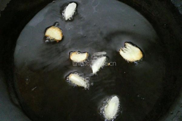 青椒洋葱炒牛柳的做法图解4