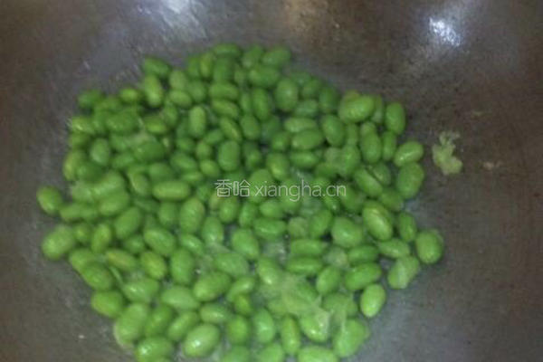 茭白毛豆炒肉丝的做法图解2