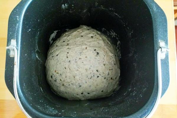 波兰种黑芝麻吐司的做法图解6