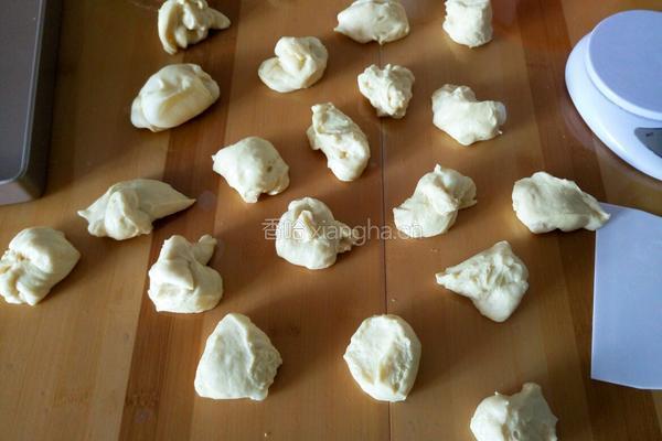 淡奶油小餐包的做法图解12