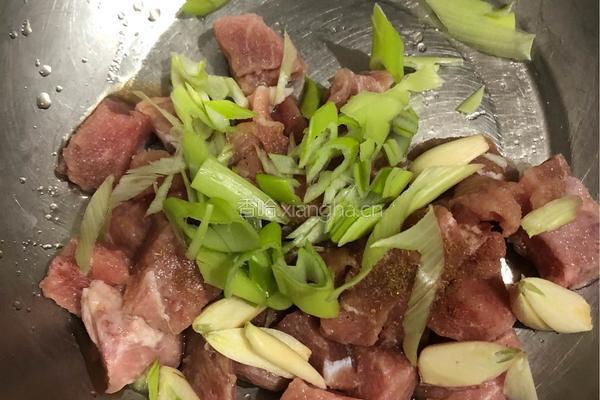 青椒肉段的做法图解2