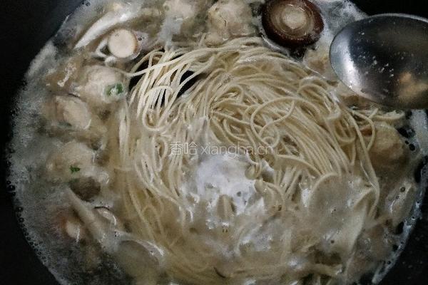 菌汤鸡丸面的做法图解11