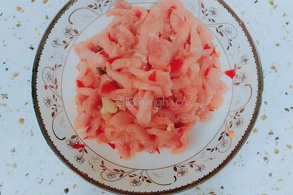 青椒肉丝的做法图解1