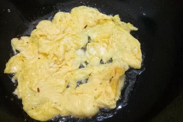 西红柿炒鸡蛋的做法图解7