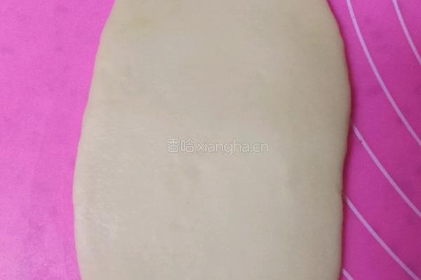 酥皮豆沙蛋黄月饼的做法图解4