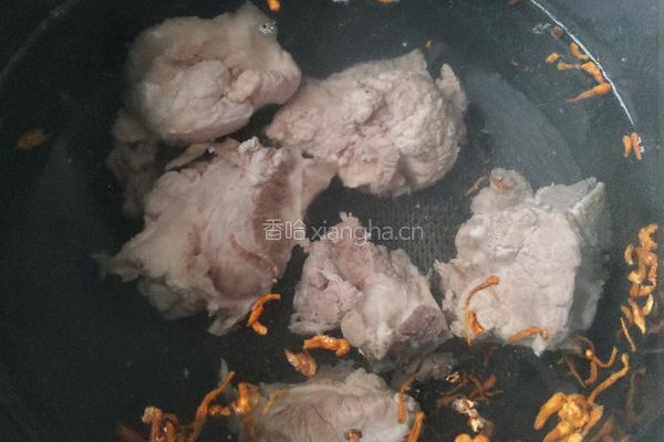 虫草花玉米山药骨头汤的做法图解7