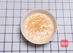 胡萝卜鸡蛋饼的做法图解3
