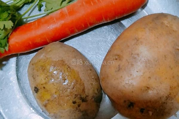 爽口土豆丝的做法图解1