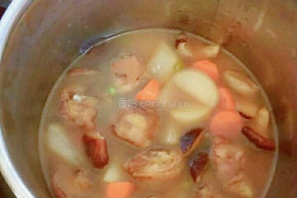 鸡腿蔬菜闷饭的做法图解6