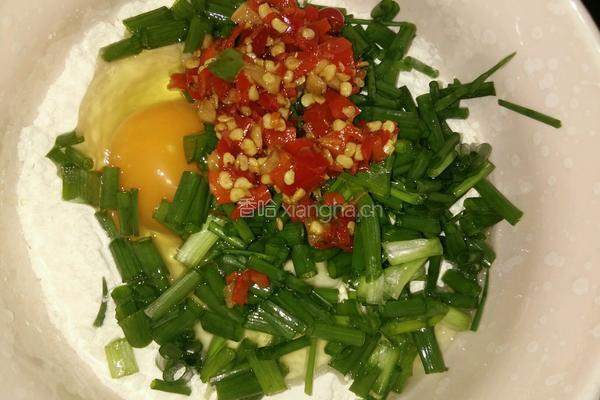 香辣煎饼的做法图解1