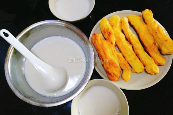 自制超简单油条的做法图解4