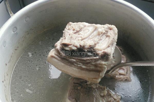 脆皮扣肉的做法图解2