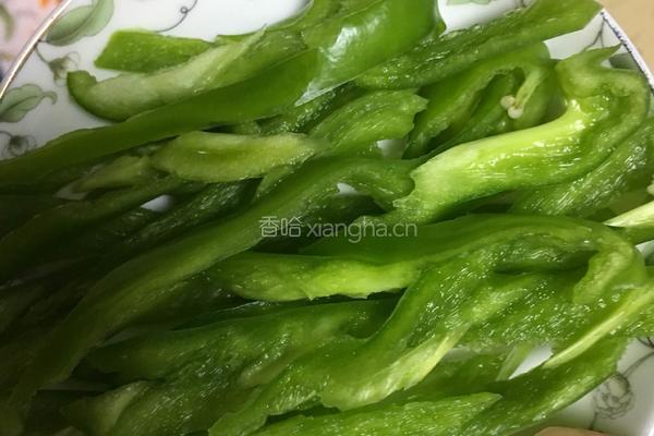 胡萝卜牛肉丝的做法图解5