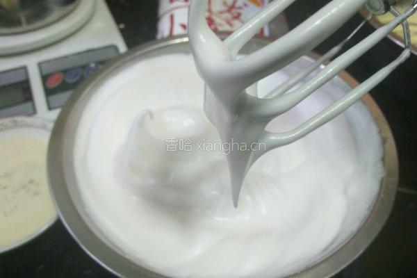 酸奶蛋糕的做法图解2
