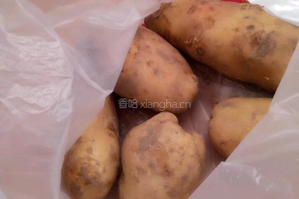 自制薯条的做法图解2