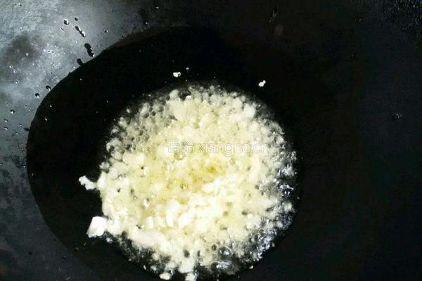 蒜香肉沫烤茄子的做法图解3
