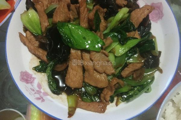 瘦肉炒油菜木耳的做法图解7