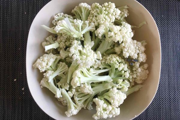 青椒有机花菜的做法图解1