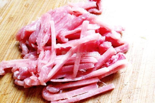 扁豆炒肉丝的做法图解2