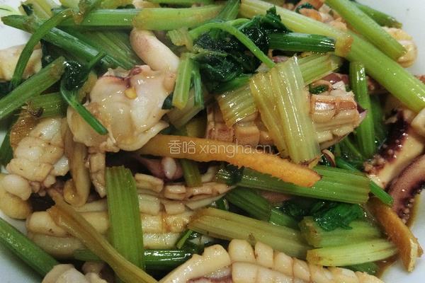 芹菜炒鱿鱼的做法图解16