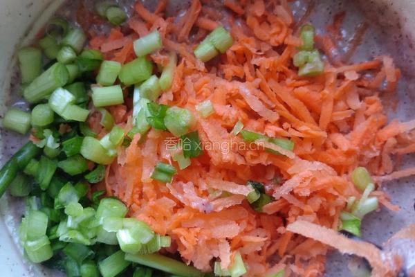 蔬菜紫米饼的做法图解3