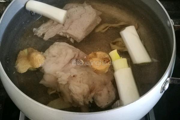 萝卜棒骨汤的做法图解5