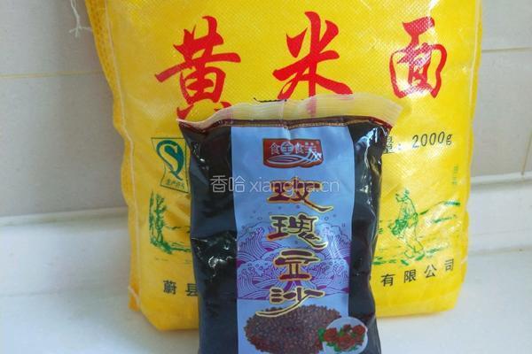 新文美食 黄米玫瑰炸糕的做法图解2