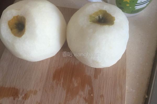枸杞生梨汁的做法图解2