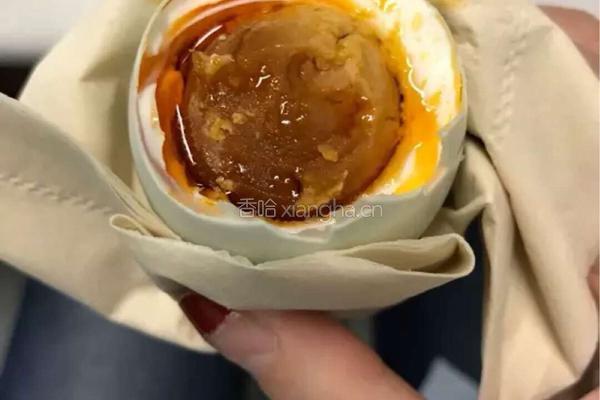 万氏烤海鸭蛋咸鸭蛋腌制方法的做法图解6