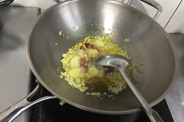 蒜蓉小龙虾的做法图解9