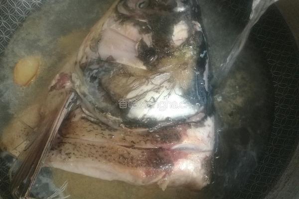 清炖鱼头豆腐汤的做法图解6