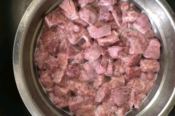 南北杏猪肺汤的做法图解1