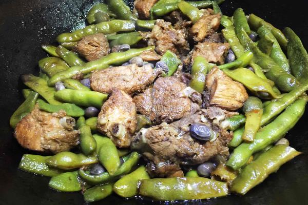 排骨烧豆角的做法图解7