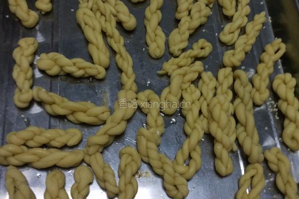小麻花的做法图解9