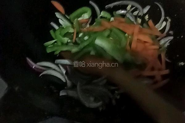 西红柿鸡蛋炒面的做法图解3
