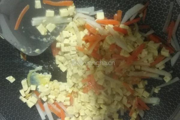 蛋香豆腐焖双丝的做法图解6