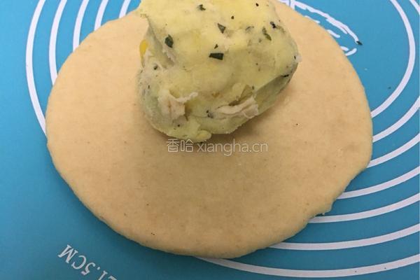 红薯玉米鸡肉面包的做法图解4