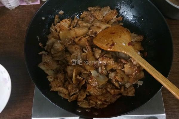 青蒜回锅肉的做法图解5