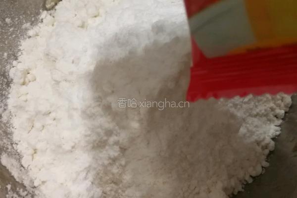 葡萄香蕉马芬的做法图解3