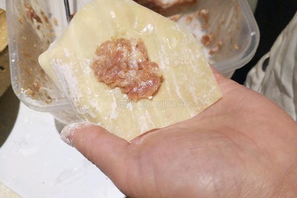 云吞的包法的做法图解1