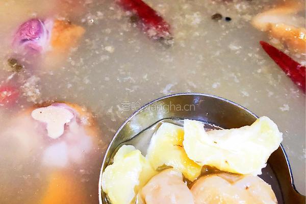 腊猪蹄炖土豆果的做法图解5